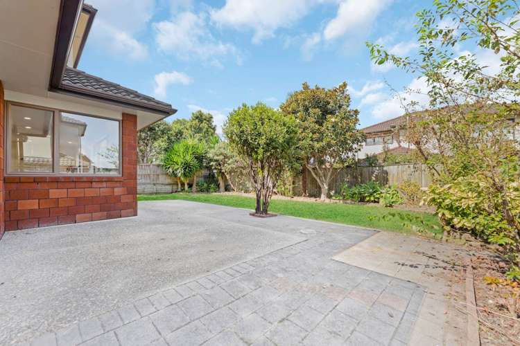 19 Maybole Drive Flat Bush_18