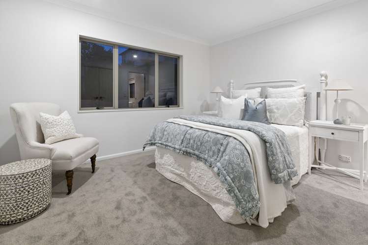 6 Oak Bark Drive Schnapper Rock_13