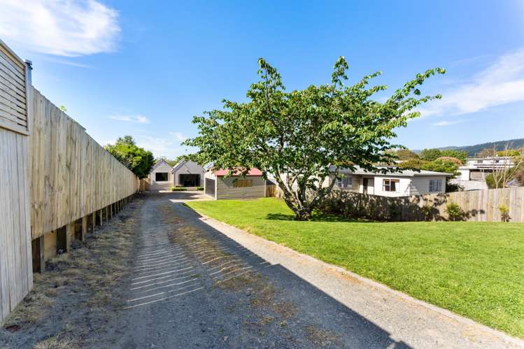 28 Kaka Road Raumati Beach_1