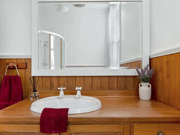 2442 South Head Road Helensville_24