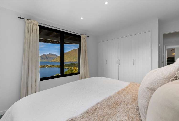 94 Hensman Road Queenstown_22