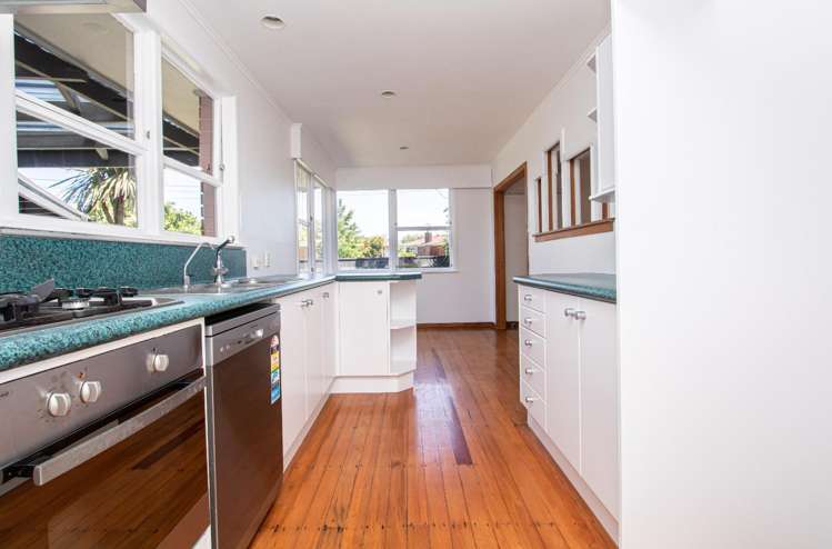 19 Eton Drive 1076_11