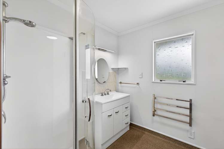 901b Dufferin Street Akina_9