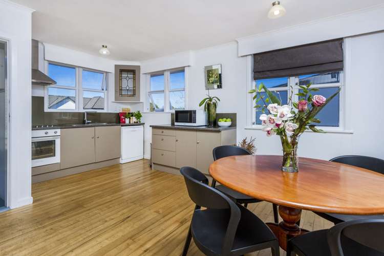 553 Richardson Road Mount Roskill_32