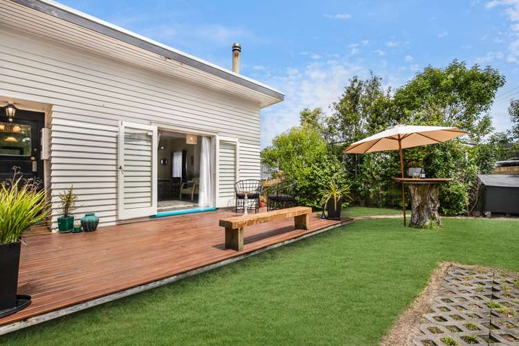 82a Atkinson Road Titirangi_1