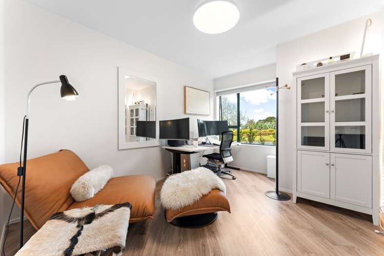 8 Vinograd Drive Te Atatu Peninsula_15