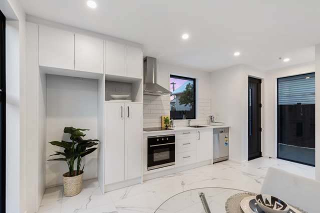 2/128 Huxley Street Sydenham_1