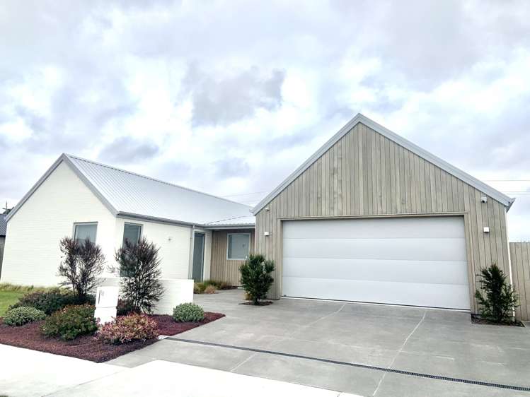  30 Vitalia Crescent Lincoln_0