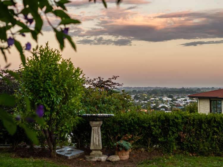 76A Churchill Drive Taradale_5