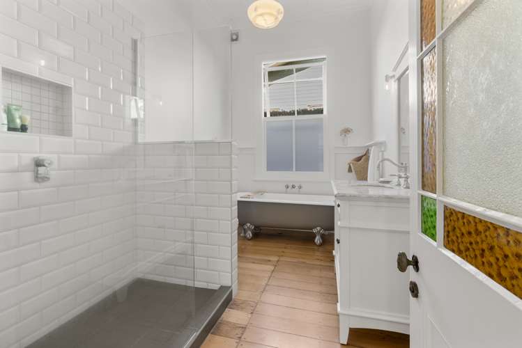 6 Summer Street Stanley Point_14