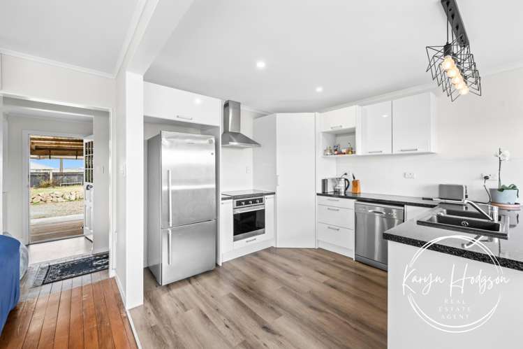 103 Hurndall Street Maungaturoto_5