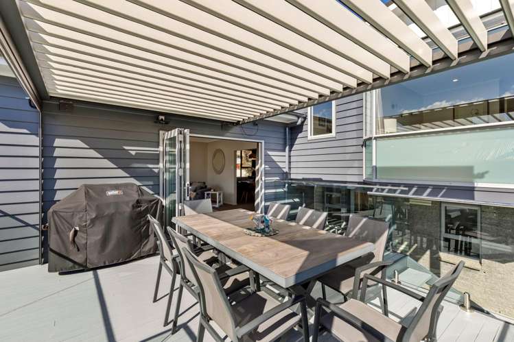 24 Holyoake Crescent Avalon_9