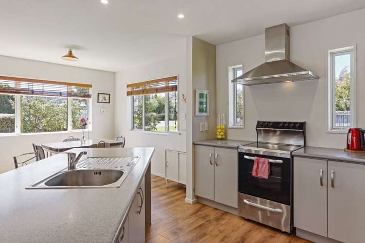 31 North Terrace Darfield_3