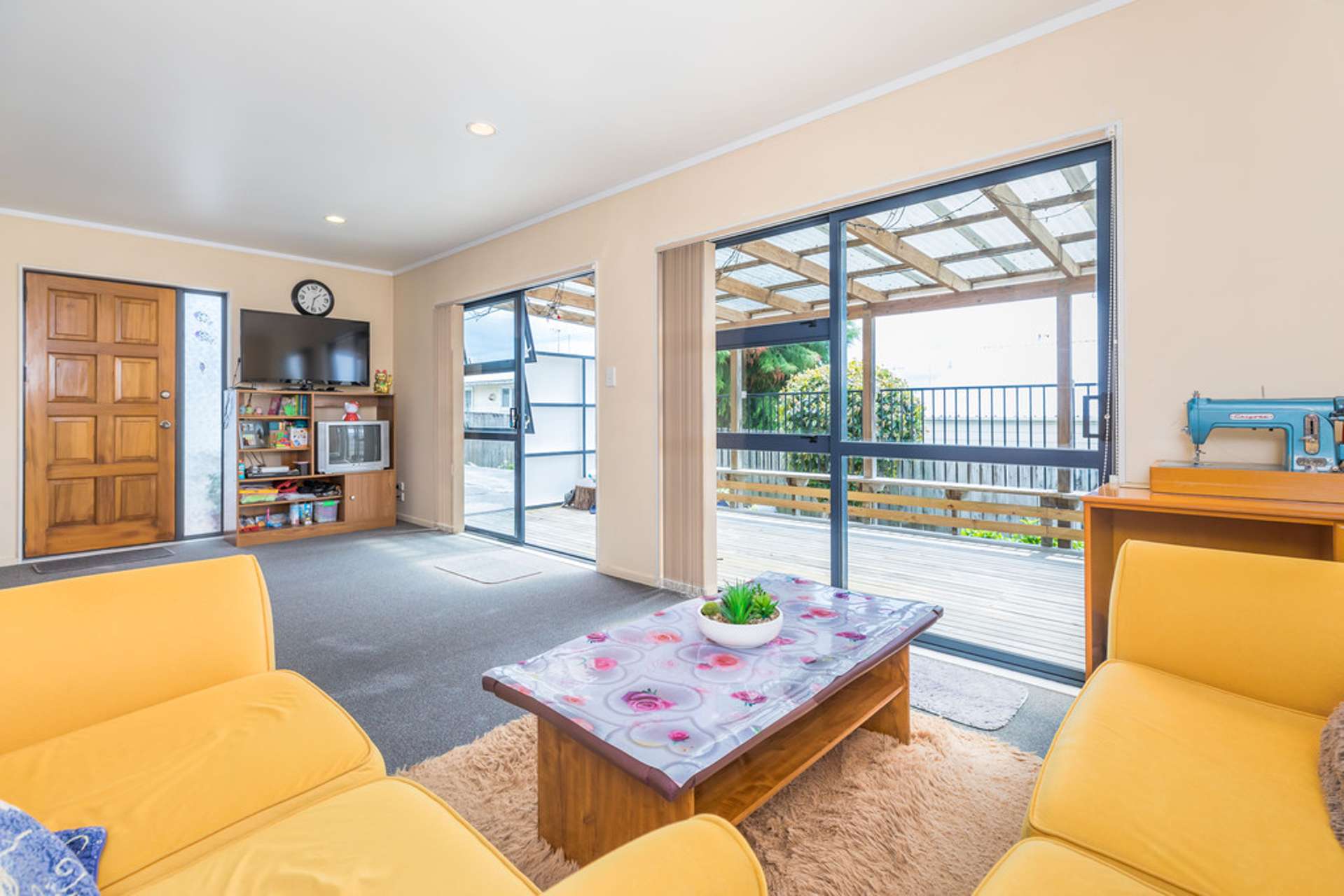 1/5 Marewa Street Te Atatu South_0