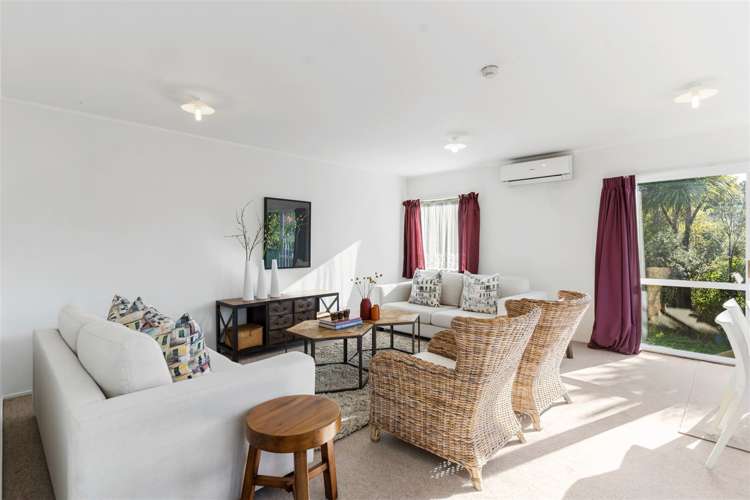 2/27 Withers Road Glen Eden_6