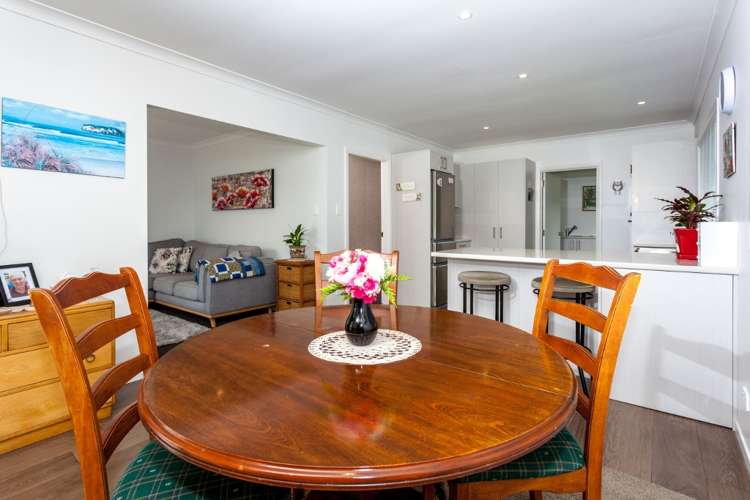 114 Everitt Crescent Whangamata_23