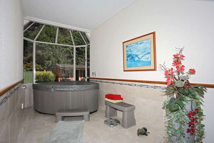 264r Findlay Road Ascot_10