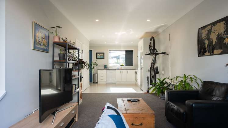 65 Glidepath Road Hobsonville_7