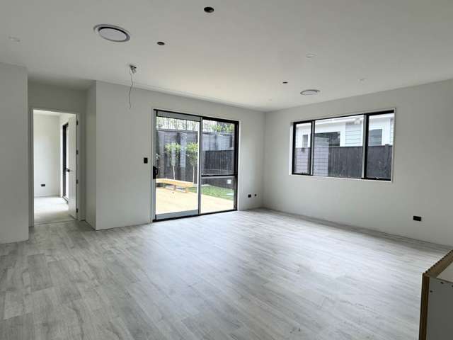 19 Tukutata Crescent Milldale_3