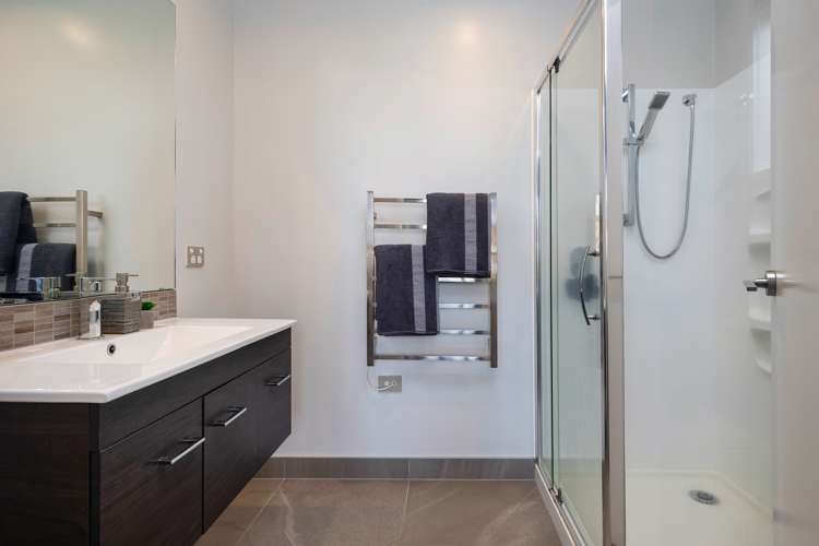 27 Liquidambar Drive Hobsonville_17