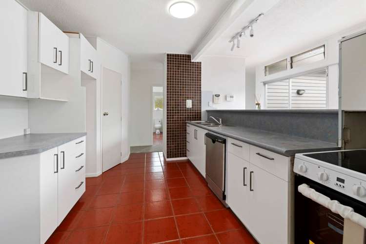 12 Joyce Street Pahurehure_7