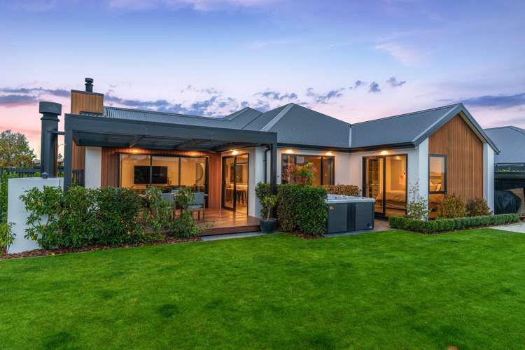 196 Southfield Drive Lincoln_2