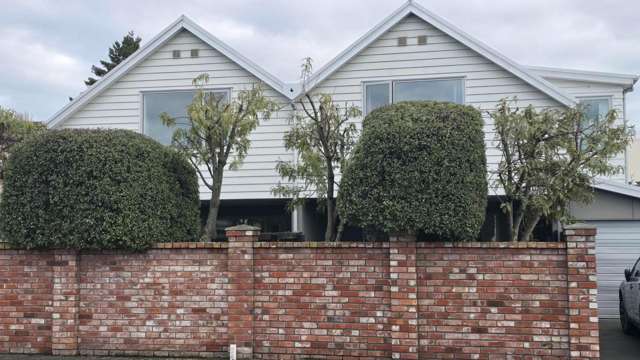 SYDENHAM - THREE BEDROOMS, TWO BATHROOMS, SINGLE GARAGE