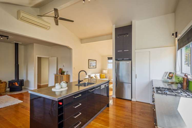 8 Days Road Lyttelton_4