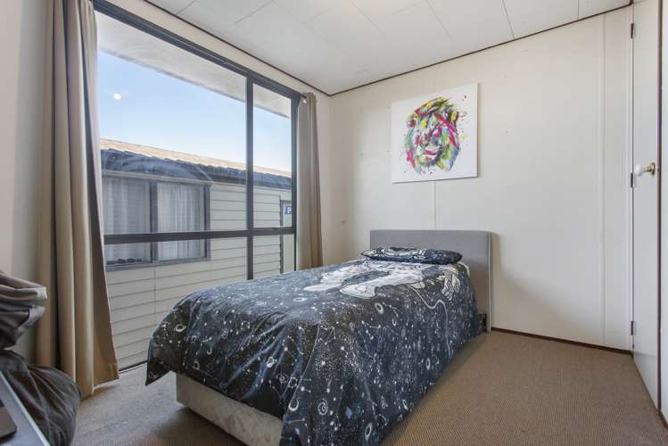 34 Bernina Place Manurewa_11