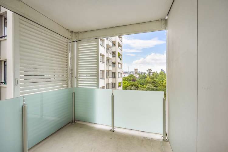 1503/10 Waterloo Quadrant Auckland Central_8