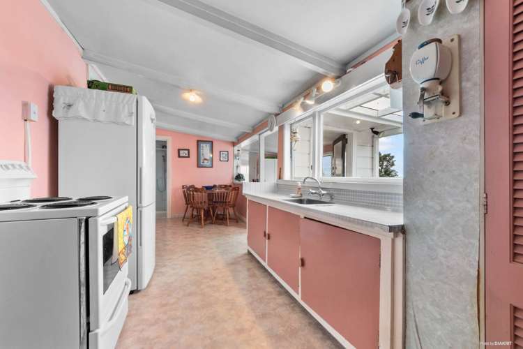 112a Woodglen Road Glen Eden_11