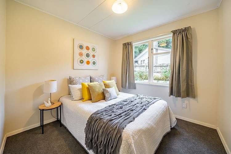 10 James Grove Stokes Valley_10