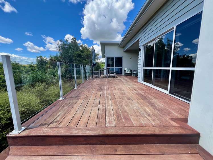 5c Sunshine Rise Raglan_5