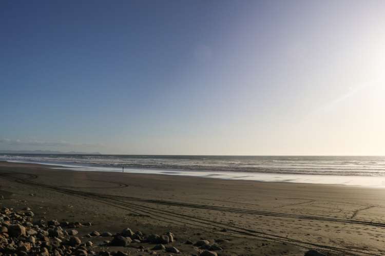 Whaanga Road Raglan_24