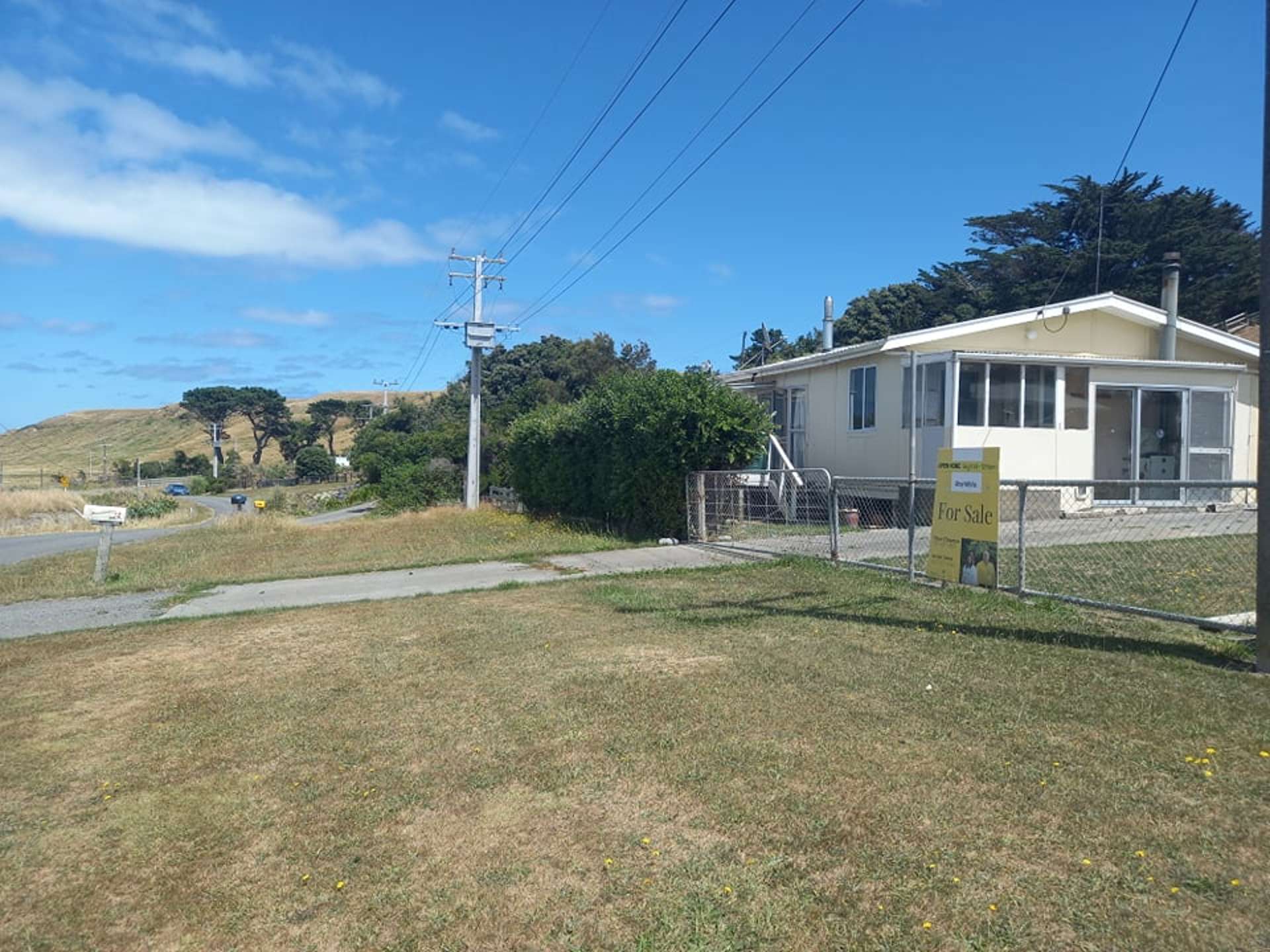 12 Whangaimoana Beach Road Pirinoa_0