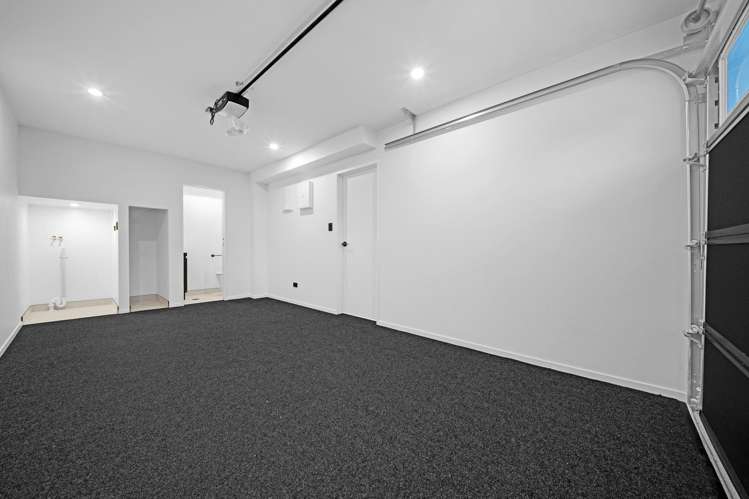 8B Von Sturmer Street Mangere East_9