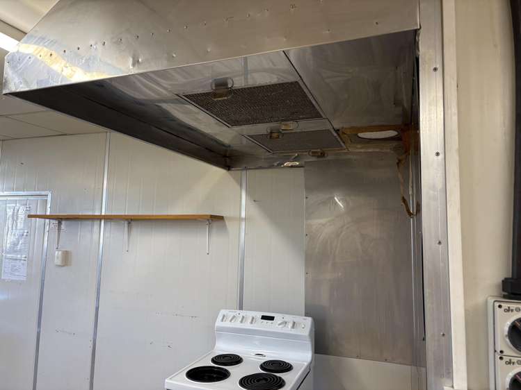 169-171 Dee Street Invercargill_11