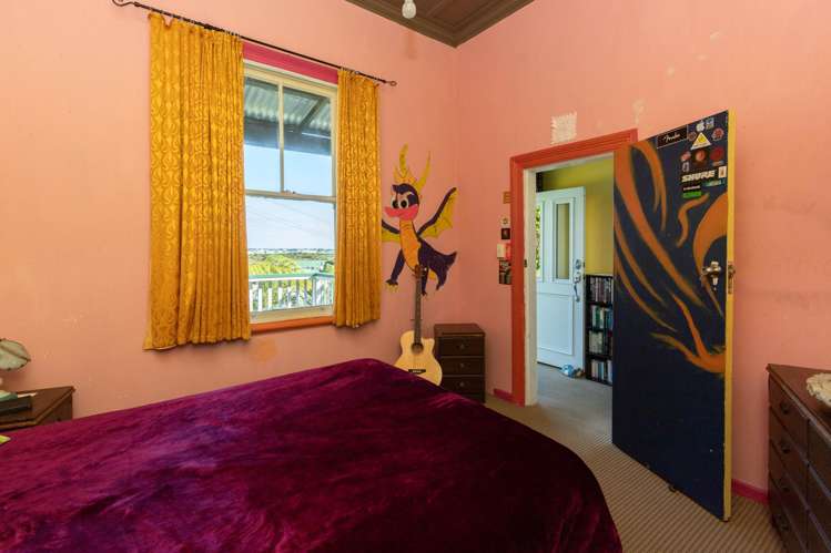 87 Fox Street Cobden_9