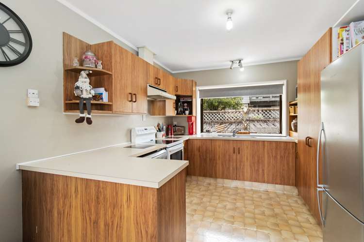 28 Lansdowne Crescent Glenview_5