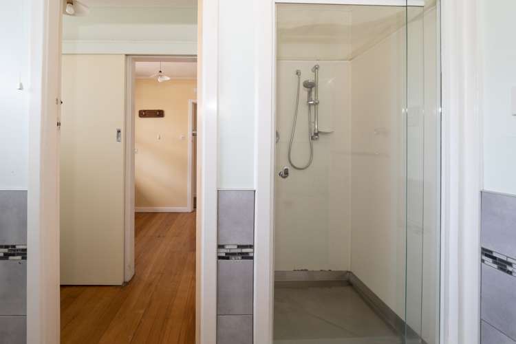 24 Queens Drive Allenton_13