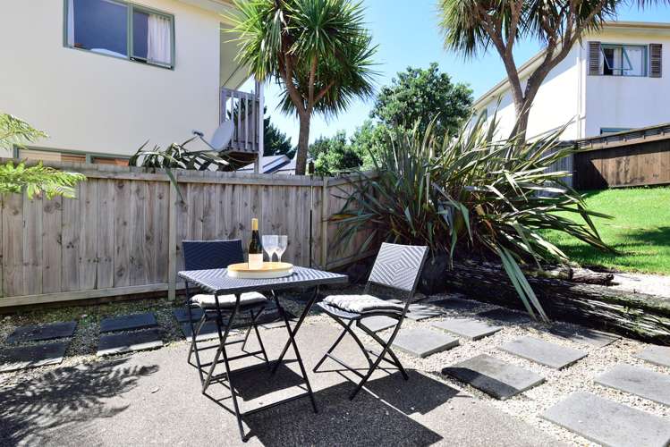 217 Alec Craig Way Gulf Harbour_10