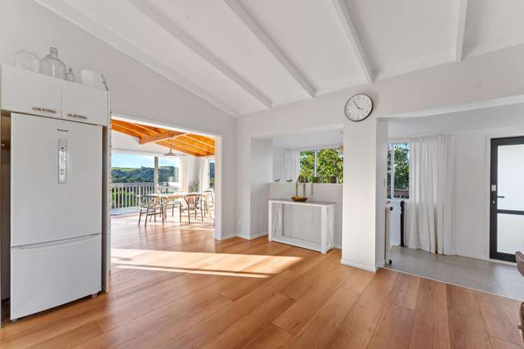 6 Seatoun Avenue Leigh_7