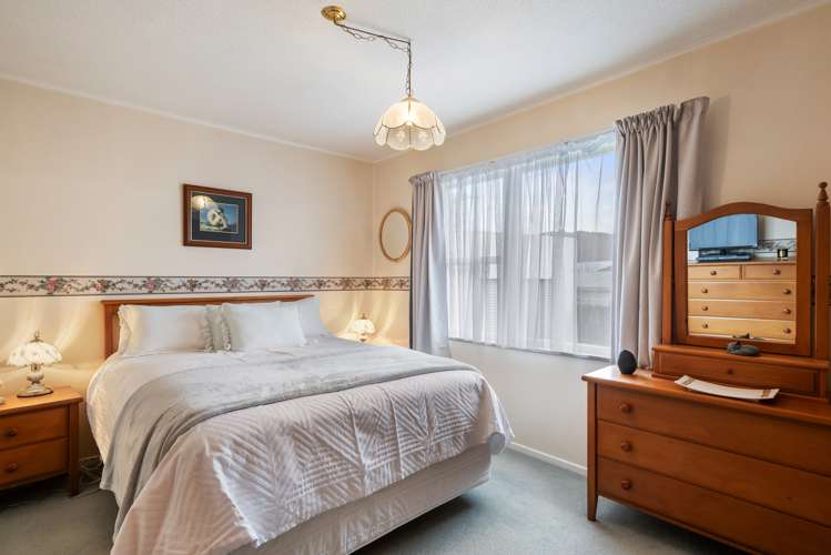 20 Vista Crescent Maoribank_13