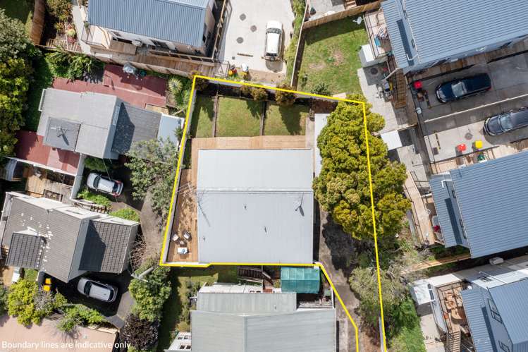 2/181 Rangatira Road Beach Haven_16