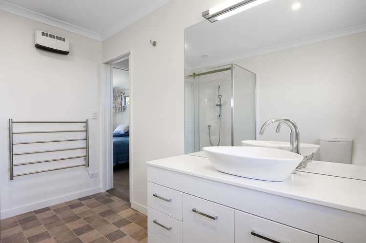 22 Claremont Crescent Amberley_9