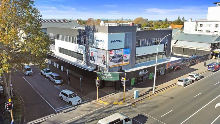 660 Victoria Street Hamilton City Central_1