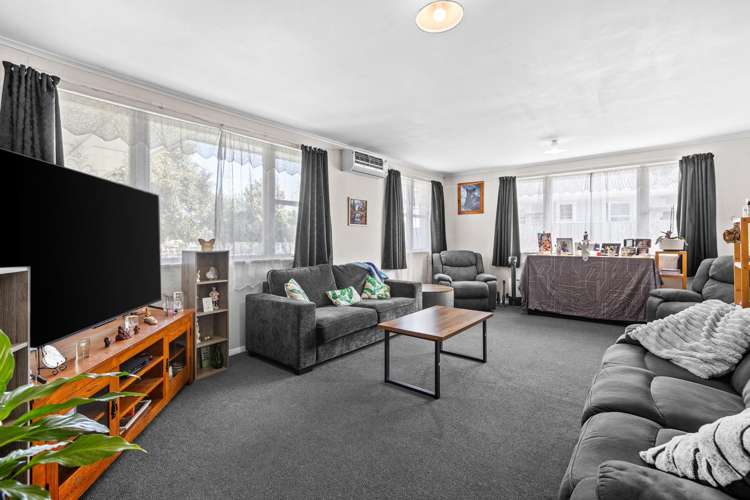 62 Oldham Avenue Onekawa_2