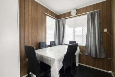 2/11 Dunstan Place_3