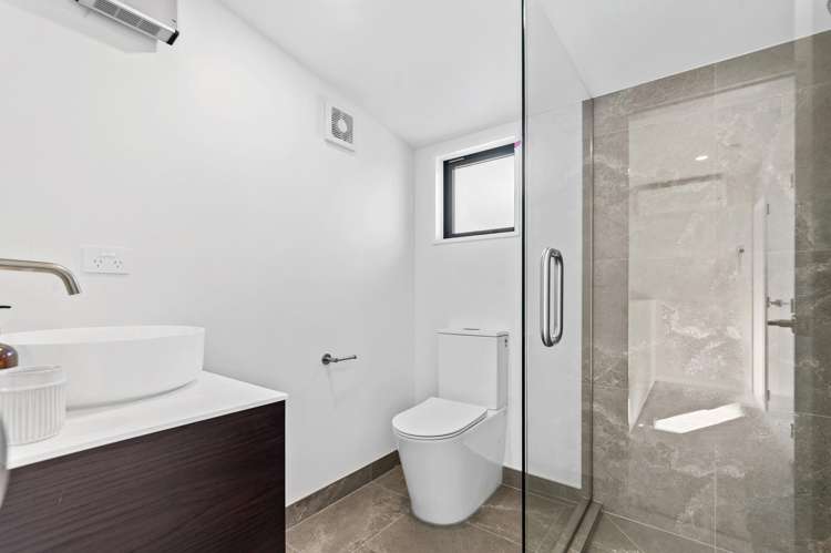 1/10 Seddon Street Sydenham_10