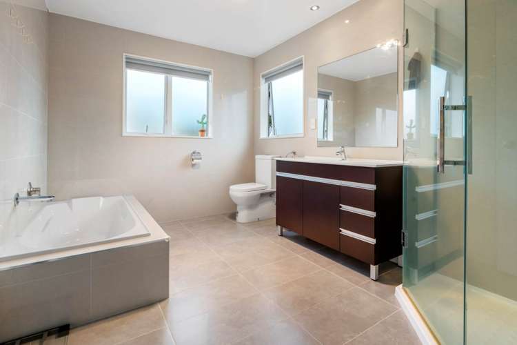 33c Oteha Valley Road Northcross_19